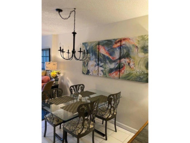 Relaxing & beautifully maintained island retreat at desirable