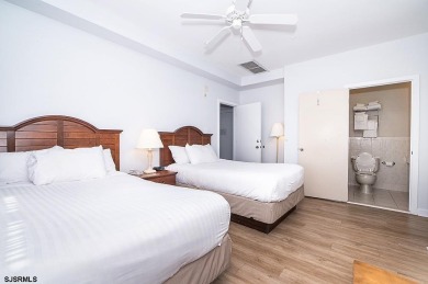 Beautiful 2BR/2BA at the Ebb Tide Suites Condominiums just a