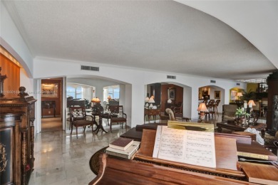 Amazing, breathtaking, unobstructed water views from this corner