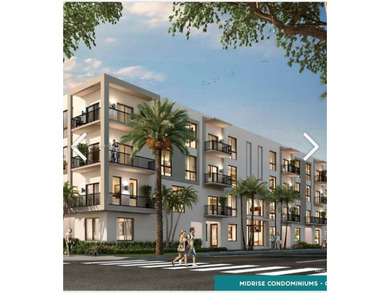 Beautiful spacious 1/1 Condo with open floor plan & balcony