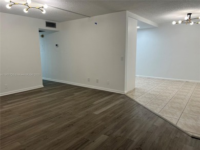 Impressive Lake view condo 2-Bed / 2 Full Bath. Welcome to your