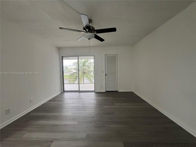 Impressive Lake view condo 2-Bed / 2 Full Bath. Welcome to your