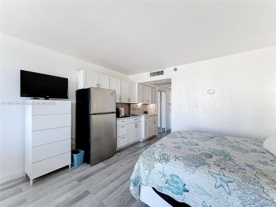 Beautiful sought after unit, oceanfront studio with gorgeous