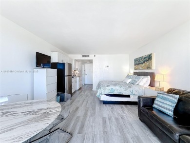Beautiful sought after unit, oceanfront studio with gorgeous