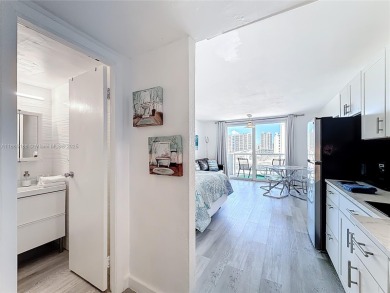 Beautiful sought after unit, oceanfront studio with gorgeous