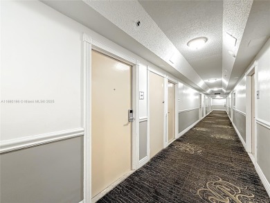 Beautiful sought after unit, oceanfront studio with gorgeous