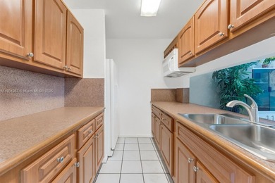 Great investment opportunity or starter unit! Stable tenant in