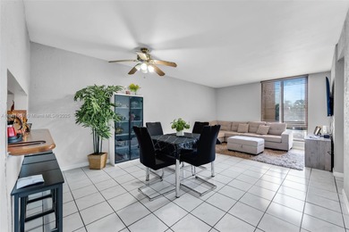 Great investment opportunity or starter unit! Stable tenant in