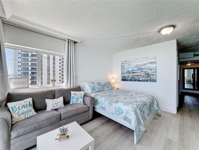 Beautiful sought after unit, oceanfront studio with gorgeous