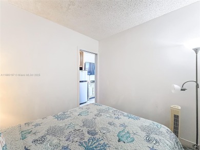 Beautiful sought after unit, oceanfront studio with gorgeous