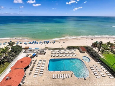 Beautiful sought after unit, oceanfront studio with gorgeous