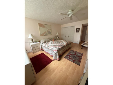 Spacious 2 bedrooms and 2.5 bathrooms unit. Located in the