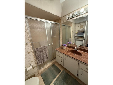 Spacious 2 bedrooms and 2.5 bathrooms unit. Located in the