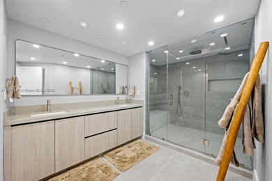 Spectacular Turnkey Residence.Breathtaking Views.Experience