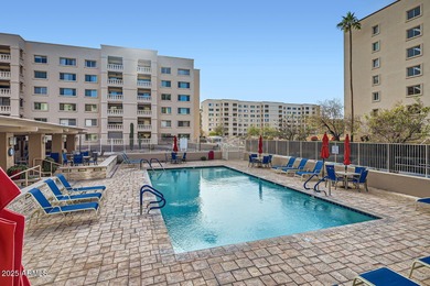 Beautifully updated 6th-floor Condo offers stunning mountain