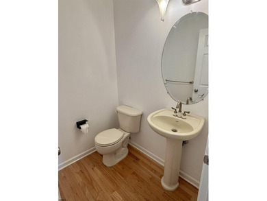 Bayfront Townhouse in Lower Chelsea with deeded 40 foot boat