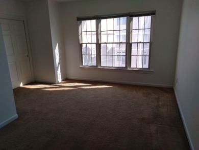 Bayfront Townhouse in Lower Chelsea with deeded 40 foot boat