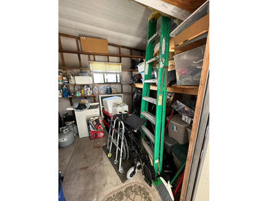 2 Bedroom Doublewide in Active 55+ Community!    This furnished