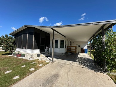 2 Bedroom Doublewide in Active 55+ Community!    This furnished