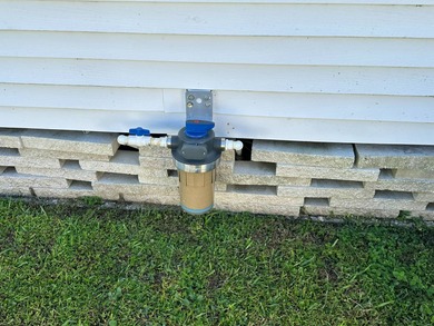 2 Bedroom Doublewide in Active 55+ Community!    This furnished