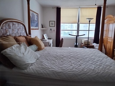 Stunning lake and ocean views from this spacious 2-bed, 2-bath