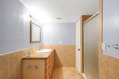 Corner Unit in Cypress Bend - Pompano Beach 2 bed, 2 bath condo