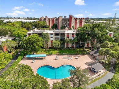 Corner Unit in Cypress Bend - Pompano Beach 2 bed, 2 bath condo