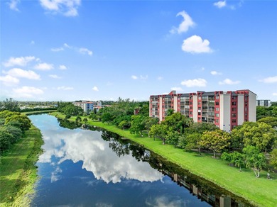 Corner Unit in Cypress Bend - Pompano Beach 2 bed, 2 bath condo