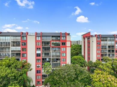 Corner Unit in Cypress Bend - Pompano Beach 2 bed, 2 bath condo