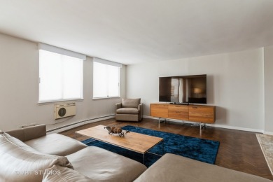 Beautifully remodeled luxury condo in Oak Brook Towers. Gorgeous