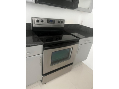 Bright and spacious unit with stunning views over the river