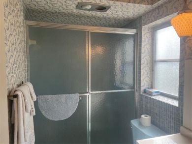 WELL MAINTAINED 2 BEDROOM 2 BATH WITH EAT IN KITCHEN. NEW VANITY