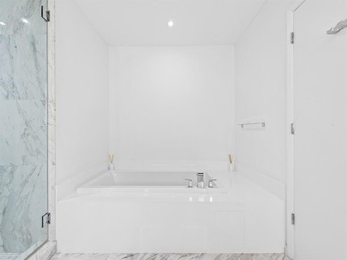 Luxury Amenities, 5 Star Service and unbeatable views collide at