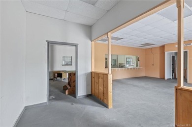 Bring your business vision to life in the heart of Vinton. This