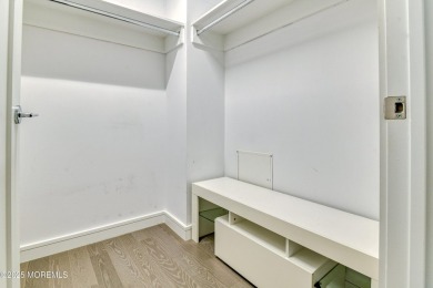 Welcome home to this 6 year young FURNISHED 1 bedroom/1 bath