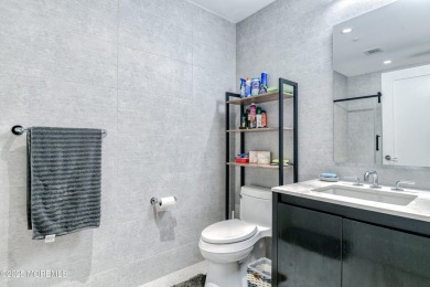 Welcome home to this 6 year young FURNISHED 1 bedroom/1 bath