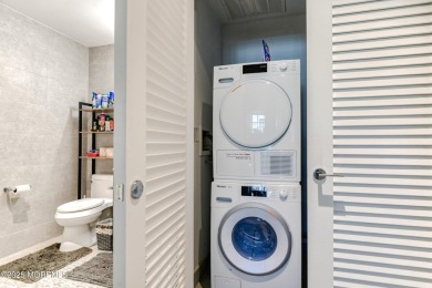 Welcome home to this 6 year young FURNISHED 1 bedroom/1 bath