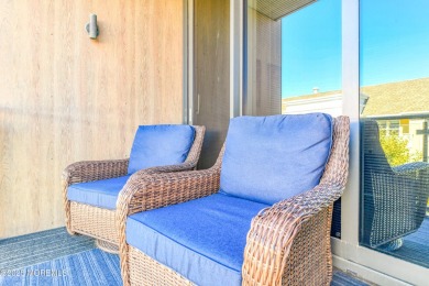 Welcome home to this 6 year young FURNISHED 1 bedroom/1 bath