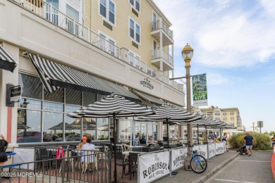 Welcome home to this 6 year young FURNISHED 1 bedroom/1 bath