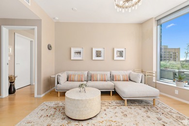 Welcome to a unique green oasis in the midst of downtown City