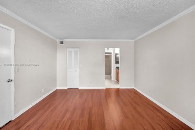 MUST SEE THIS ONE!! VERY SPACIOUS 2BR/2BA WITH WASHER/DRYER IN