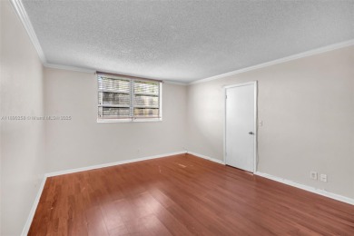 MUST SEE THIS ONE!! VERY SPACIOUS 2BR/2BA WITH WASHER/DRYER IN