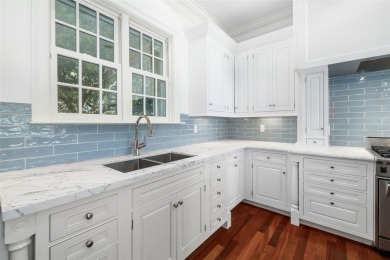 A private legacy estate on Siesta Key. Behind a private gate and