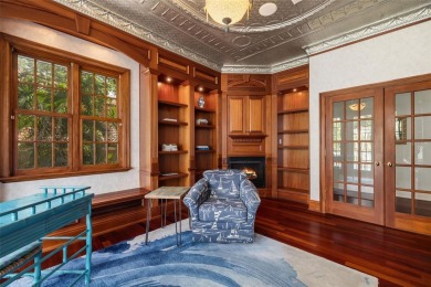 A private legacy estate on Siesta Key. Behind a private gate and