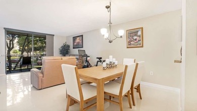 Beautifully renovated 2/2 condo in the sought-after 55+