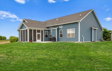 This LIGHT & BRIGHT OPEN FLOOR PLAN Desirable RANCH Home with 3