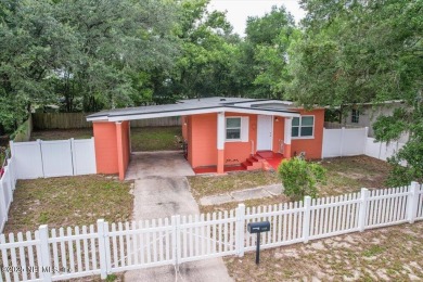 Fully renovated concrete block home just 7 minutes from downtown