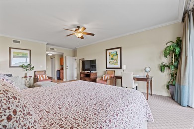 Welcome to your luxurious waterway oasis! This breathtaking