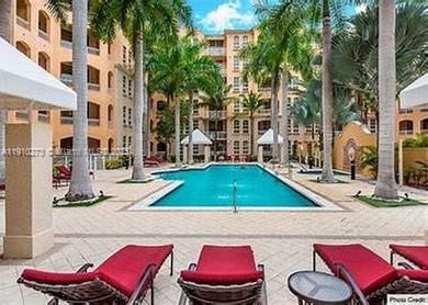 BEAUTIFUL CONDO IN THE HEART OF AVENTURA, NEW FLOOR, NEW
