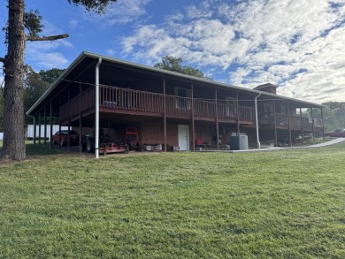 You would have to see it to believe it. Large enough for two